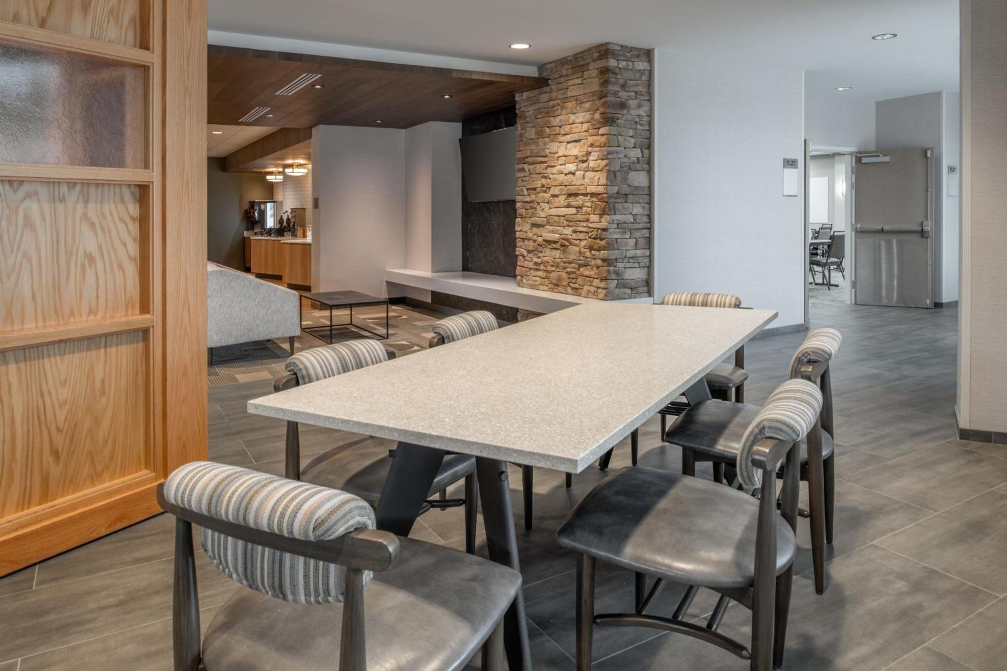 Отель Fairfield By Marriott Иссакуа Экстерьер фото